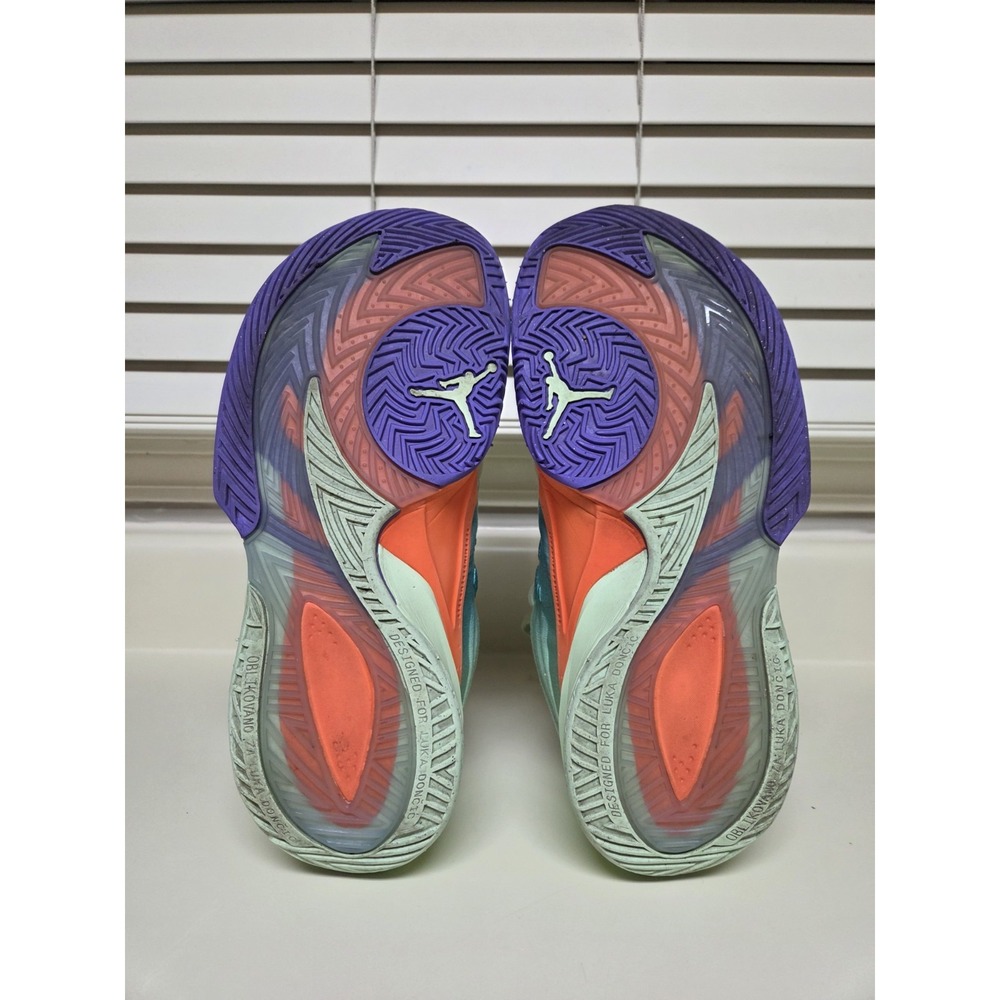 Nike Air Jordan Luka 3 Mens Size 10.5 Green Pink Athletic Running Shoes Sneakers - Picture 9 of 9